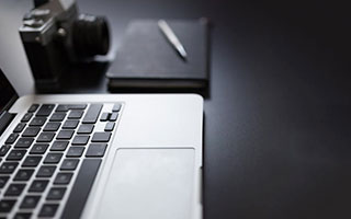 爱游戏app活动-精英五人组比赛中各地球迷争相围观