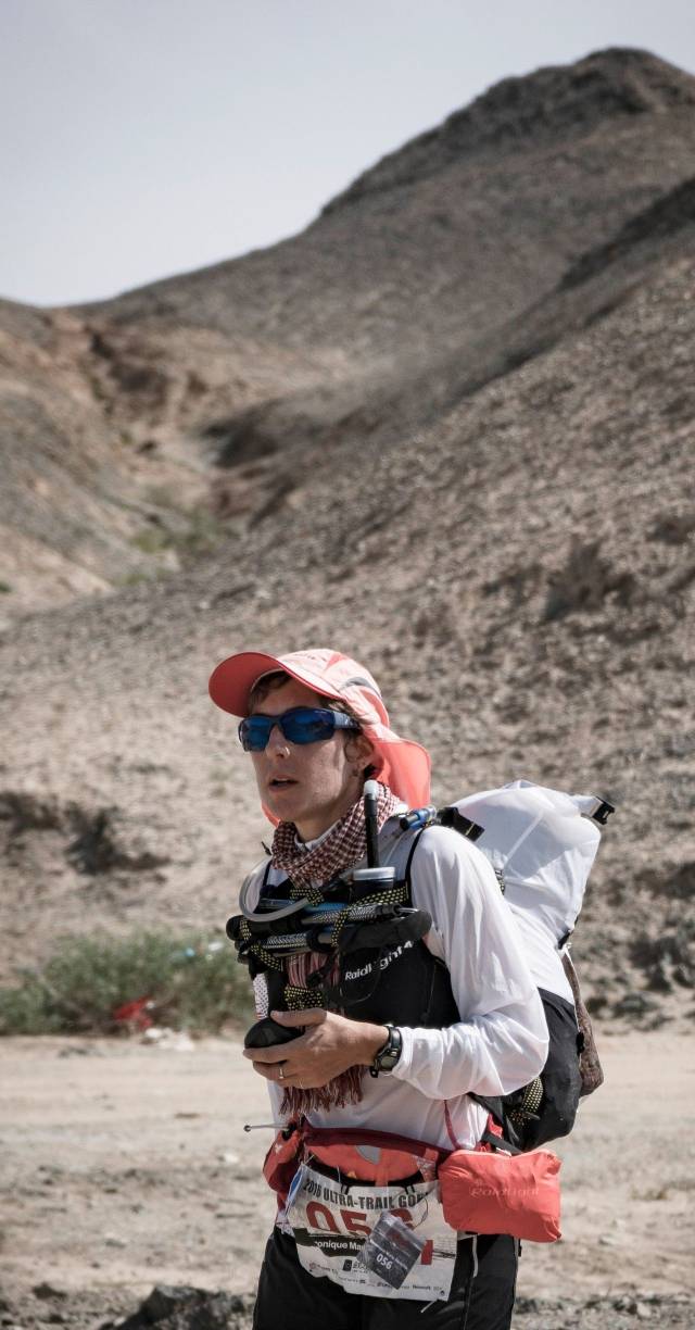 柬埔寨运动员在射击比赛中一路领先